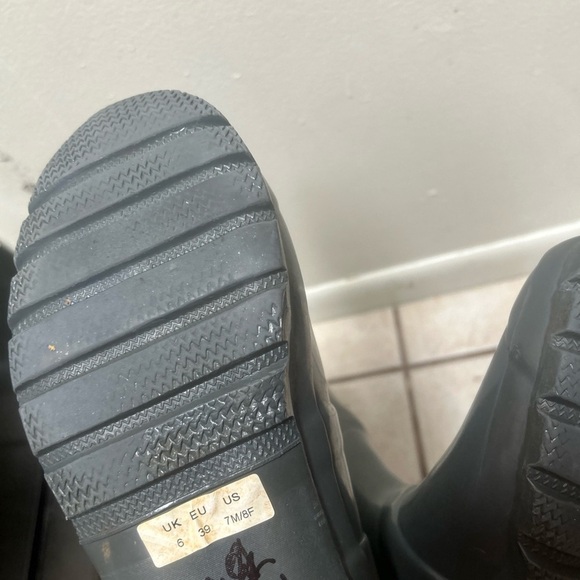 Hunter Tall glossy rain boots gray 7m 8/f - Picture 6 of 6